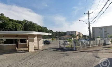Conforto e segurança no coração de São José: conheça este encantador apartamento