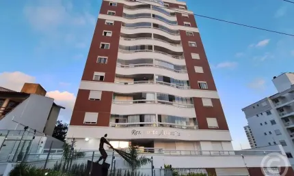Conforto e conveniência no Edifício Costa Atlântica, em São José