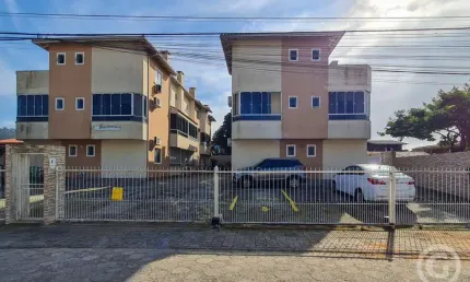 Apartamento em Ingleses do Rio Vermelho, com conforto e conveniência