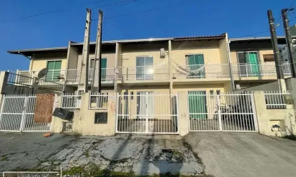 Casa com 2 quartos à venda na Rua Vandelino Baltt, 156, Itacolomi, Balneário Piçarras
