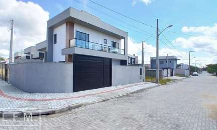 sobrado geminado pronto para morar em Barra Velha Sc