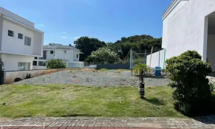 terreno em condomínio fechado em balneário piçarras