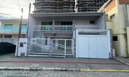 Sala comercial para alugar na Rua Professor Camel De Souza, 55, Centro, Balneário Piçarras