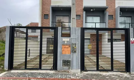 Casa com 2 quartos para alugar na Rua 4150 Ayrton Sena, 599, Itacolomi, Balneário Piçarras