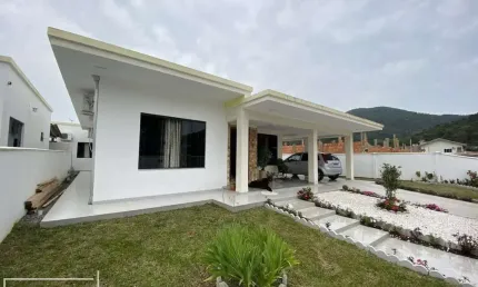 Casa com 3 quartos à venda na Rua Marciano Luiz Bento, 132, Gravatá, Penha