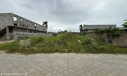 Terreno à venda na Rua Das Palmeiras, 1000, Itacolomi, Balneário Piçarras