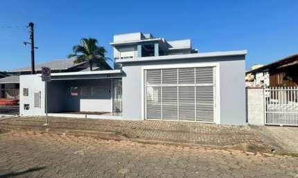Casa com 3 quartos à venda na Rua Artur Silvino Dos Reis, 209, Centro, Penha