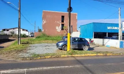 Terreno à venda na Avenida Simas, 750, Itacolomi, Balneário Piçarras