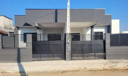Casa com 2 quartos à venda na Rua Canto Do Sol, 1300, Itacolomi, Balneário Piçarras
