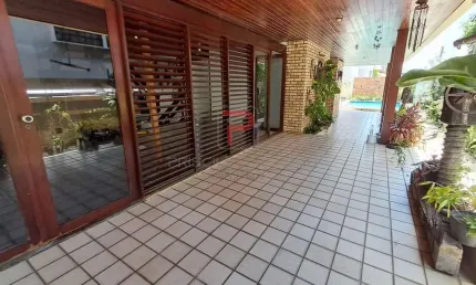 Casa com 6 quartos + DCE no Jardim Oceania  -  João Pessoa