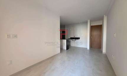 Apartamento em prédio de alto padrão em Manaíra, com área de lazer completa e localização estratégica