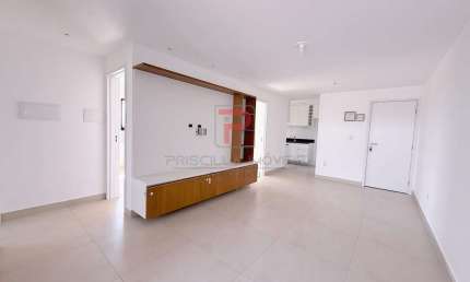 Apartamento com 3 quartos a 350M DO MAR no bairro de Intermares
