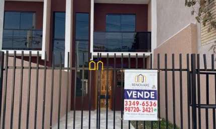 Casa com 3 quartos à venda na Rua Guilherme Nizer, 276, Tatuquara, Curitiba por R$ 375.000