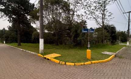 Terreno dos Sonhos na Melhor Esquina do Cantegril – 840m² de Puro Potencial!