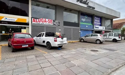 Sala comercial para alugar na Avenida Eduardo Prado, Cavalhada, Porto Alegre