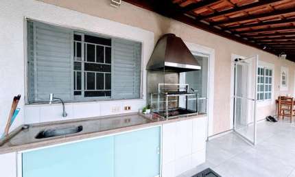Casa com 4 quartos à venda na Avenida Rio de Janeiro, Indaiá, Caraguatatuba