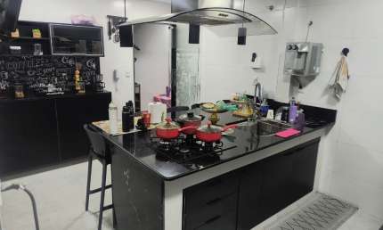 Ótima oportunidade Apto 3 qtos, suíte, banheiro social, lavabo, varanda com bancada gourmet e churrasqueira carvão, 1 vaga.. em Vila Vaqueire/RJ