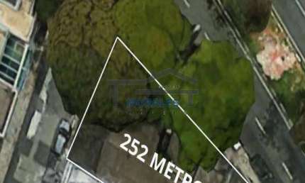 TERRENO DE ESQUINA MUITO BEM LOCALIZADO COM 252 METROS.REF 1846