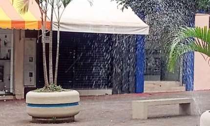 Ponto comercial para alugar na Avenida Paraná, --, Centro, Londrina por R$ 3.300