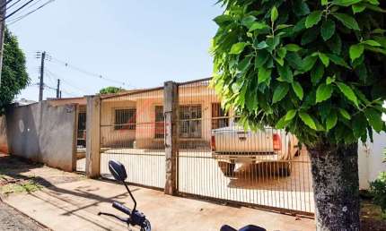 Casa comercial com 1 sala à venda na Antonio Amado Noivo, --, Vila Ipiranga, Londrina por R$ 800.000