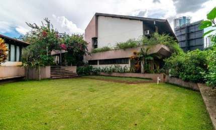 Casa com 4 quartos à venda na Bento Munhoz da Rocha Neto, --, Jardim do Lago, Londrina por R$ 6.500.000