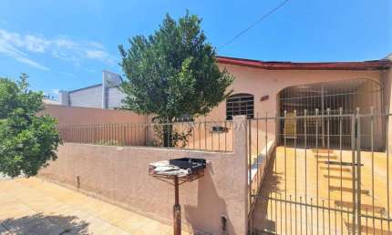 Casa com 3 quartos à venda na Vítor Assis Brasil, --, Conjunto Vivi Xavier, Londrina por R$ 220.000