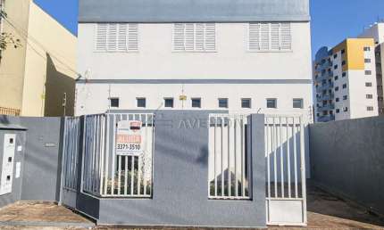 Casa com 3 quartos à venda na Rua Goiás, --, Centro, Londrina por R$ 1.500.000