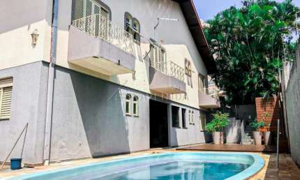 Casa com 5 quartos à venda na Rua Paraguai, --, Vila Larsen 1, Londrina por R$ 850.000