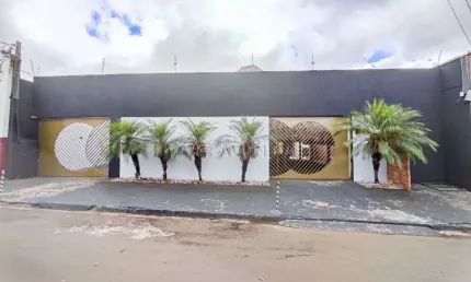 Barracão / Galpão / Depósito à venda na Gralha-azul, --, Waldemar Hauer, Londrina por R$ 1.990.000
