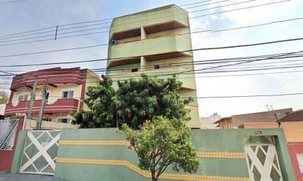 Apartamento com 2 quartos para alugar na Rua Cuiabá, --, Portuguesa, Londrina por R$ 1.480