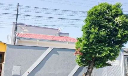 Casa com 3 quartos para alugar na Bernardino Vasconcelos de Azevedo, --, Conjunto Habitacional Alexandre Urbanas, Londrina por R$ 3.700
