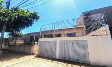 Casa com 3 quartos à venda na Deputado Nilson Ribas, --, Bancários, Londrina por R$ 720.000