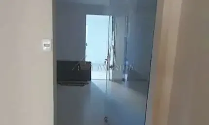 Sala comercial para alugar na Rua Senador Souza Naves, --, Centro, Londrina por R$ 3.500