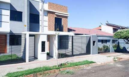 Casa com 3 quartos à venda na Domingos Conrado, --, Colúmbia, Londrina por R$ 490.000
