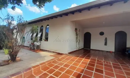 Casa com 3 quartos à venda na Rua Joel Braz de Oliveira, --, Jardim Guararapes, Londrina por R$ 800.000