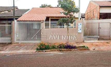 Casa em condomínio fechado com 1 quarto para alugar na Rua Mitsuko Kikuta, --, Colinas, Londrina por R$ 950