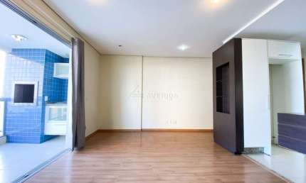 Apartamento com 3 quartos para alugar na Rua Ulrico Zuimglio, --, Gleba Palhano, Londrina por R$ 3.800