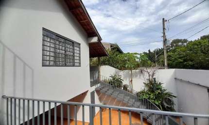 Casa com 2 quartos para alugar na Rua Monte Castelo, --, Jardim Higienópolis, Londrina por R$ 2.700