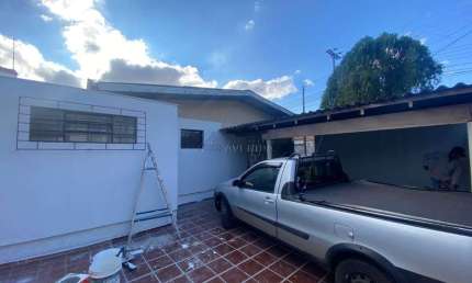 Casa com 2 quartos para alugar na Jardinopolis, --, Jardim Alvorada, Londrina por R$ 1.950