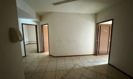 Sala comercial com 7 salas para alugar na Maringa, --, Vitória, Londrina por R$ 7.450