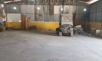 Barracão / Galpão / Depósito para alugar na Avenida Arthur Thomas, --, Rodocentro, Londrina por R$ 10.500