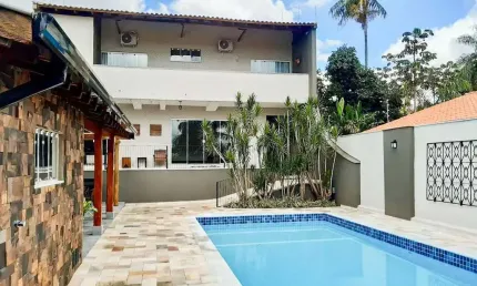 Casa com 3 quartos à venda na Rua Uberlândia, --, Jardim Alvorada, Londrina por R$ 1.490.000