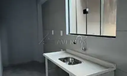 Casa com 2 quartos para alugar na josé das neves, --, jardim pacaembu, londrina por r$ 1.550