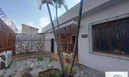 Casa para Venda em Belo Horizonte, Santa Efigênia, 1 dormitório, 1 banheiro, 2 vagas