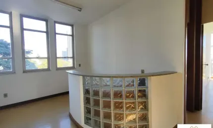 Sala Comercial para Locação em Belo Horizonte, Santa Efigênia, 5 banheiros, 3 vagas
