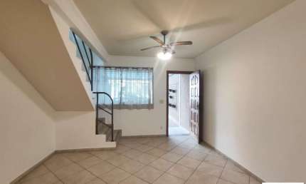 Casa Geminada para Locação em Belo Horizonte, Jaraguá, 2 dormitórios, 1 suíte, 4 banheiros, 2 vagas