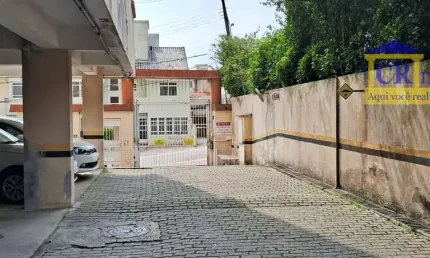 Apartamento à venda de 2 dormitórios no bairro ipiranga.