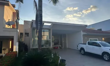 Casa em condomínio fechado com 3 quartos para alugar na Avenida Torquato Tapajós, 6437, Tarumã, Manaus