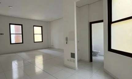 Sala comercial para locação com 64m² no Centro de Curitiba/PR