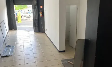 Ponto comercial com 1 sala para alugar na Travessa Santa Madalena, 2, Fátima, Colombo